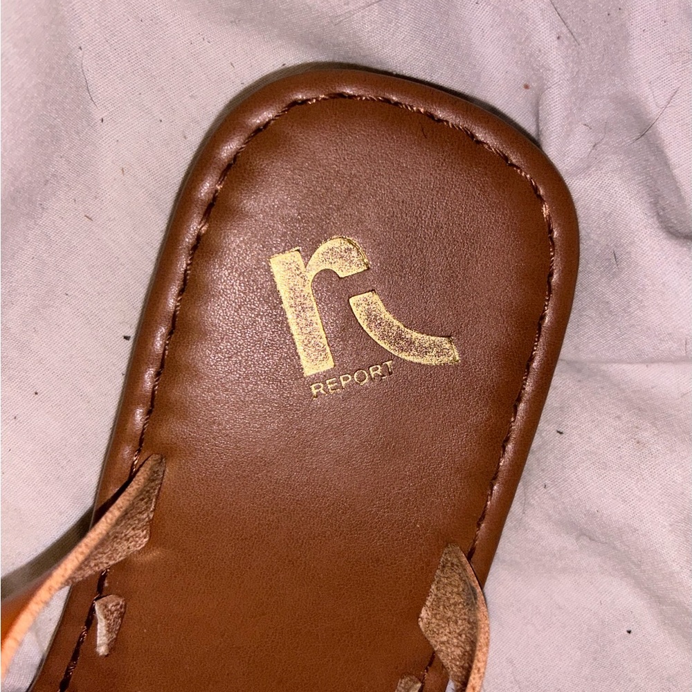 Sandals - Picture 4 of 4